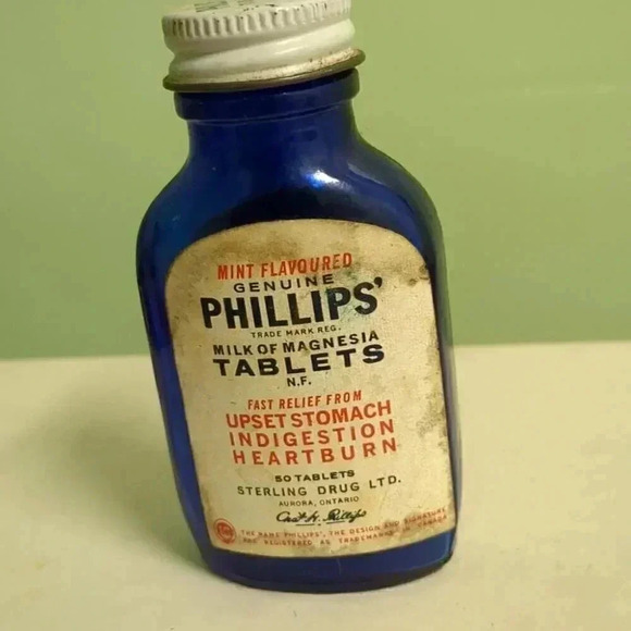 Cobalt  Blue Phillips Milk of Magnesium Tablets bottle - Picture 3 of 5